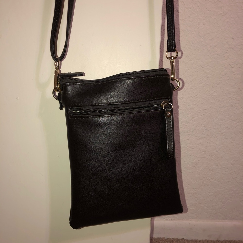 Purse - Picture 3 of 4